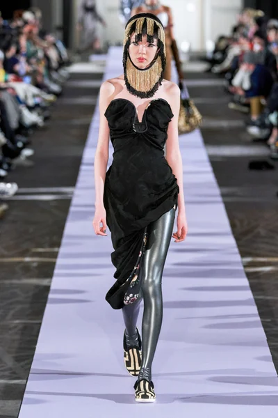 Look 38